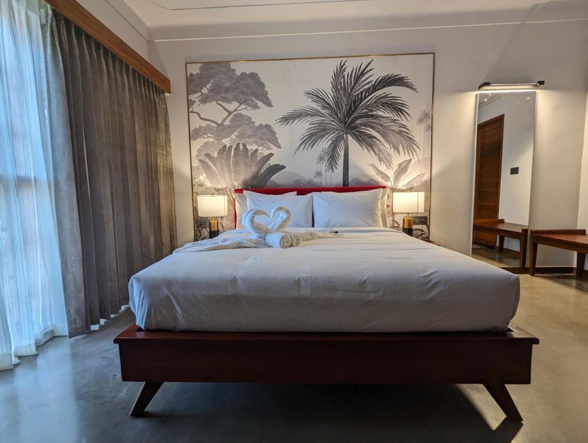 Prasanthi Hotel Kollam Luaran gambar