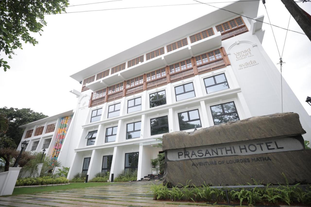 Prasanthi Hotel Kollam Luaran gambar