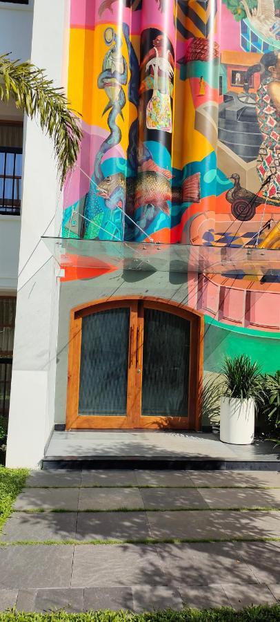 Prasanthi Hotel Kollam Luaran gambar